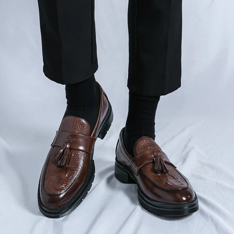 Sapatos masculinos de couro mo - Mens Grooming On Sale avaliação e preço